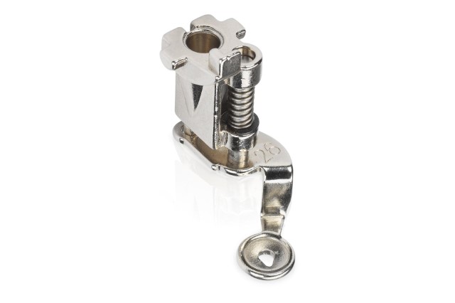Bernina #26 Borduurvoet met druppelvormig gat