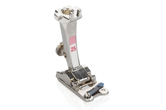 Bernina #25 Koordvoet met 5 gleuven