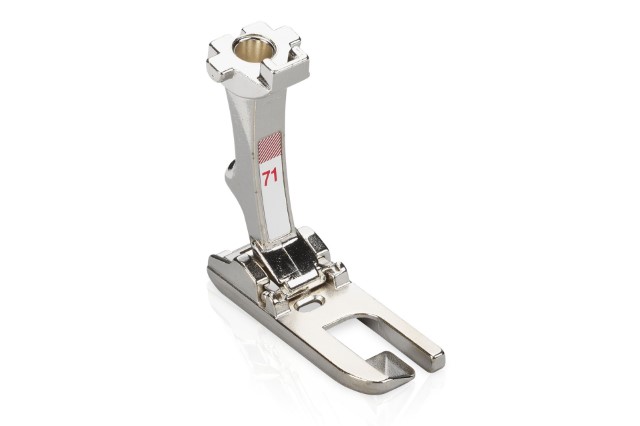Bernina #71 Platte naaldvoet 8mm