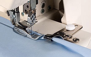 Baby Lock Rechte zoomgeleider (1/2") voor alle coverlock- en covermachines