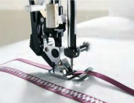 Pfaff Sierbandvoet met IDT-Systeem